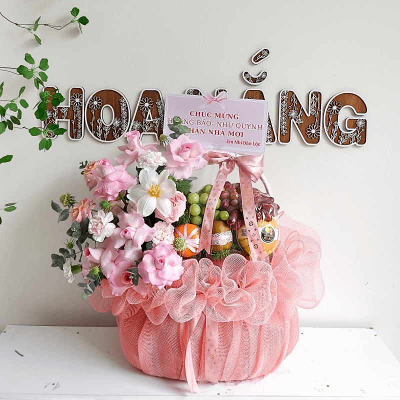 Giỏ quà trái cây có hoa hồ chi minh